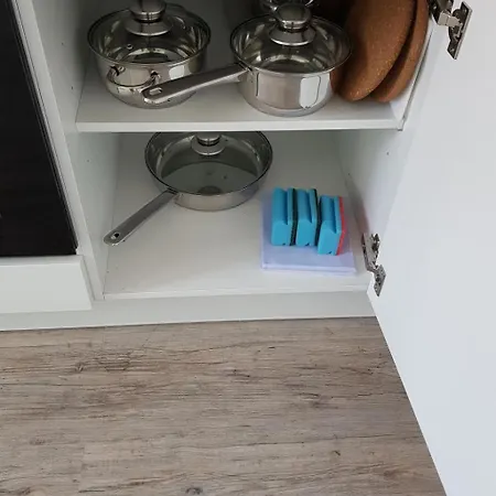 Kernsaniertes In Ruhiger Und Zentraler Lage By Interhome Apartmán Wilhelmshaven