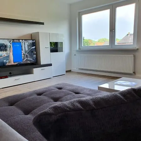 Kernsaniertes In Ruhiger Und Zentraler Lage By Interhome * Wilhelmshaven
